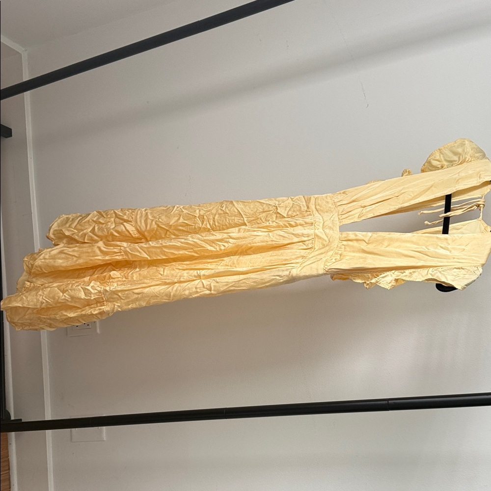 Elegant Yellow Gown - Stillwater LA
